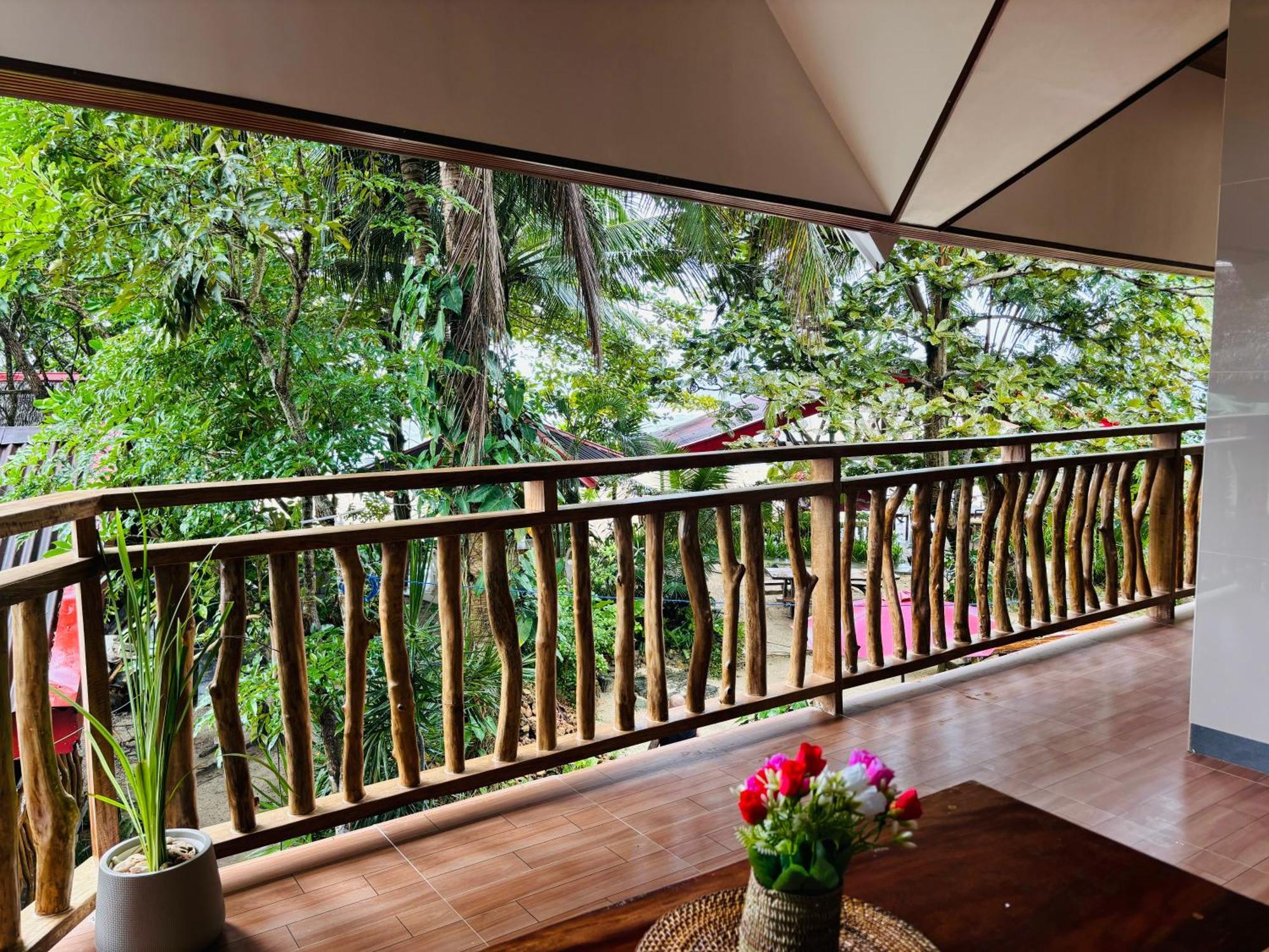 White Beach Front&Cottages Buruanga Exterior foto